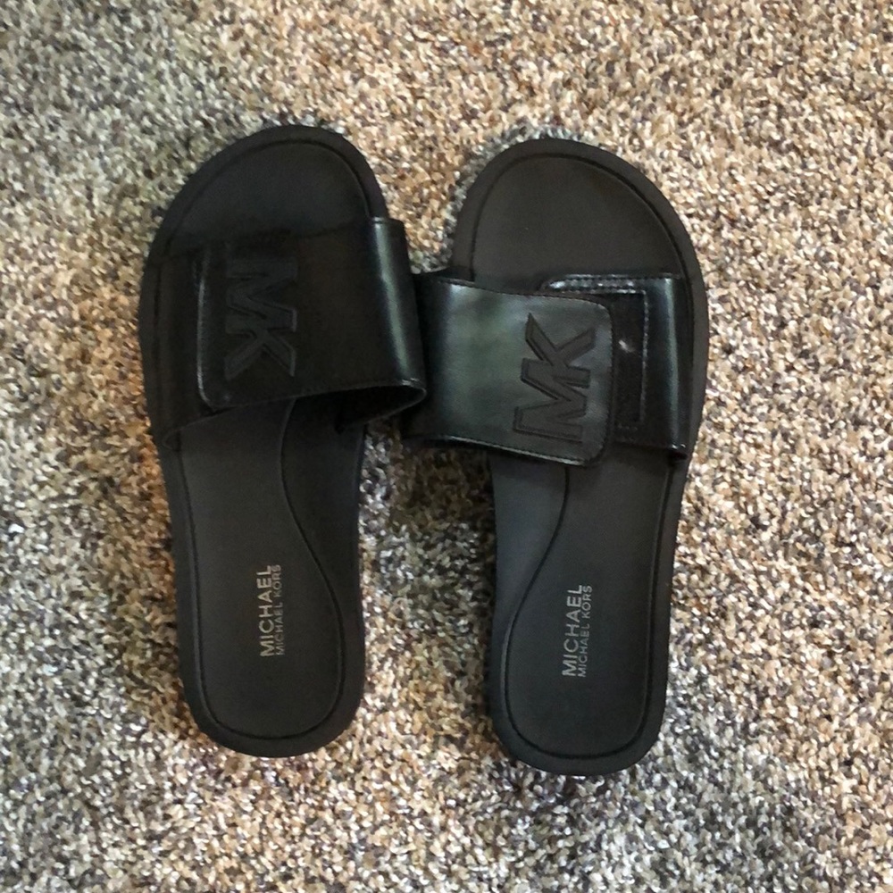 Micheal Kors slides